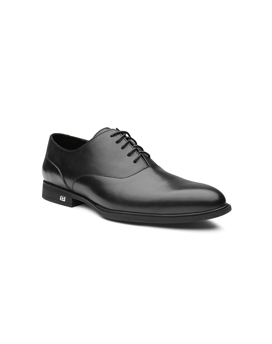 Classic Oxford Shoes in Black
