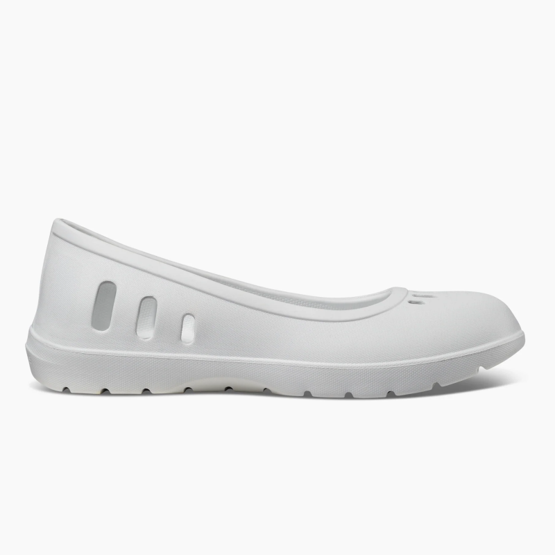 Women's Studio Flat - white