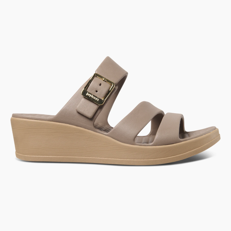 Women's Soleil Wedge Solid Brown Suede